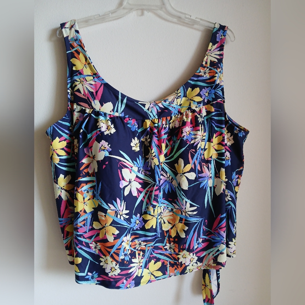 Swimsuits For All Side tie Blouson Tankini Top Size 32